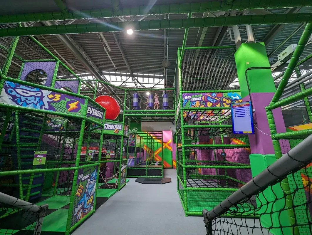 GOjump MEGApark Długosza - Park Atrakcji